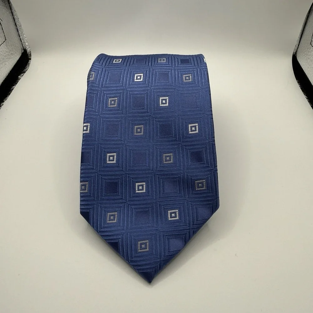 Michael Kors Blue Geometric Squares 100%‎ Silk Men's  Tie 58